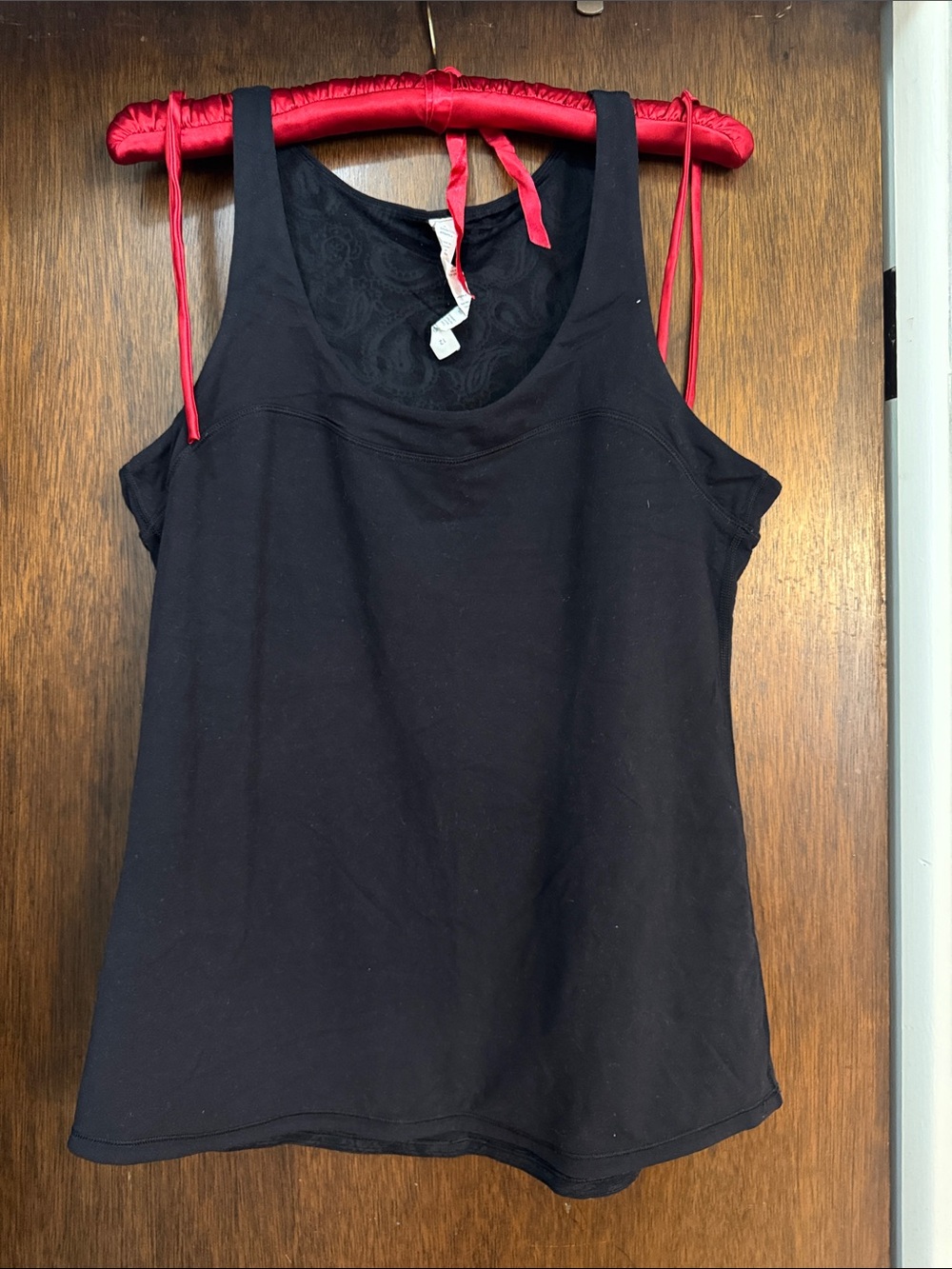 Lululemon Black Scoop Neck Tank Top
